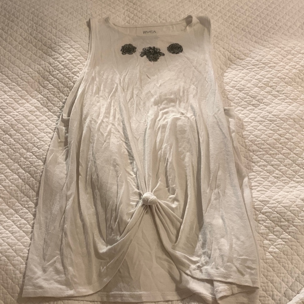 RVCA flower tank with knot